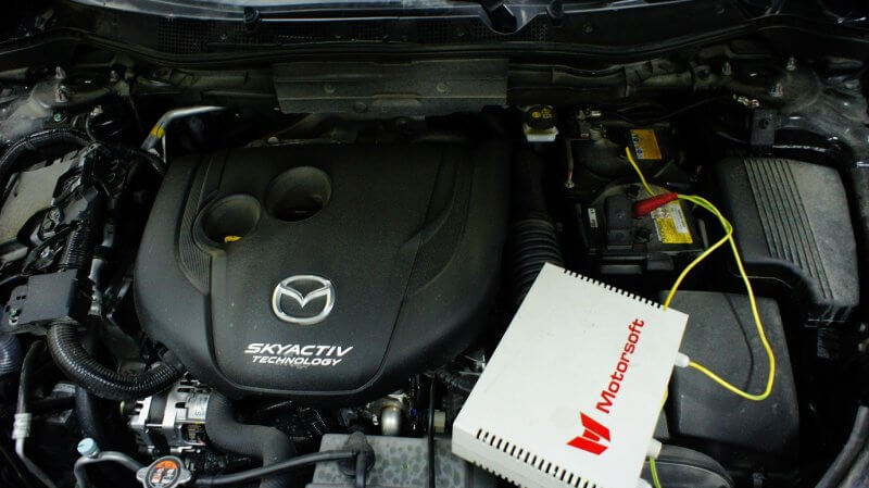 Зарядка АКБ Mazda CX-5
